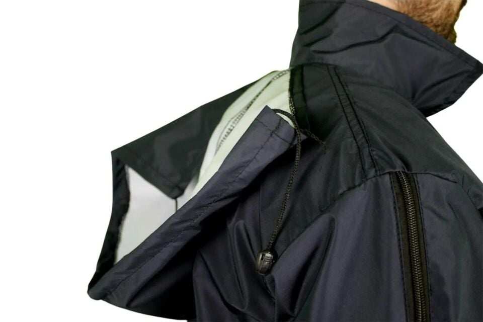 Rüzgar ve Su Geçirmez Tulum